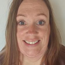 Libby Mayer headshot