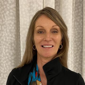 Lisa McDaniel headshot