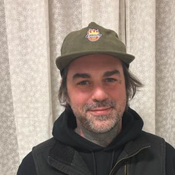 Carson Relitz headshot