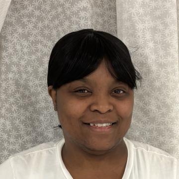 Rayona Nunn headshot