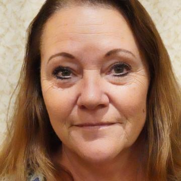 Stephanie Kelley.jpg