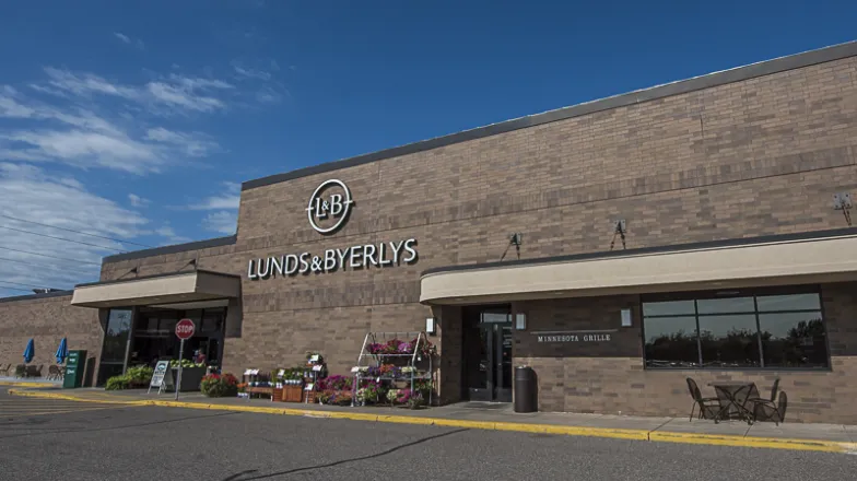 Lunds & Byerlys Roseville Store Building