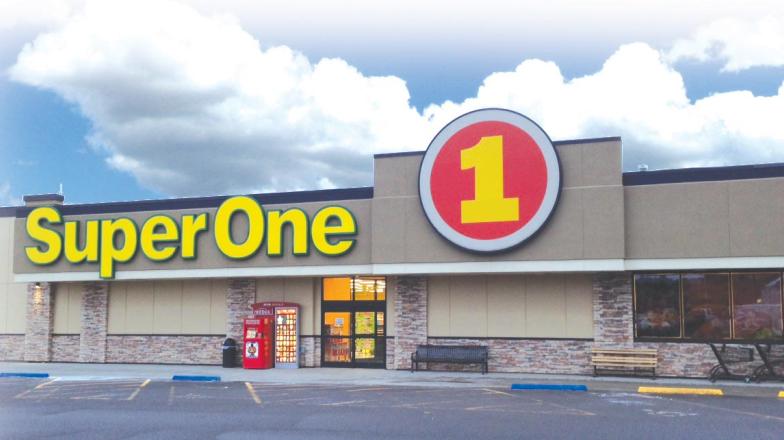 Super One Plaza Store Building