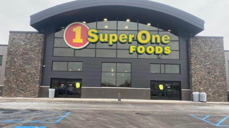 Super One Intl Falls store front