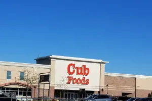 Cub Foods Blaine East store building front