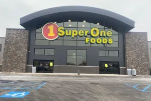 Super One Intl Falls store front