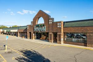 Festival Lexington Store