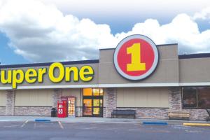 Super One Plaza Store Building